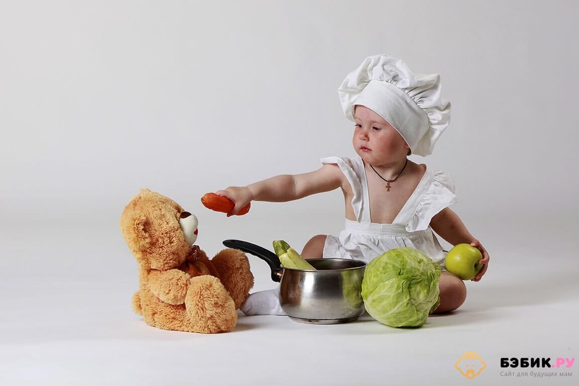 Питание для малышей: смеси и курица
